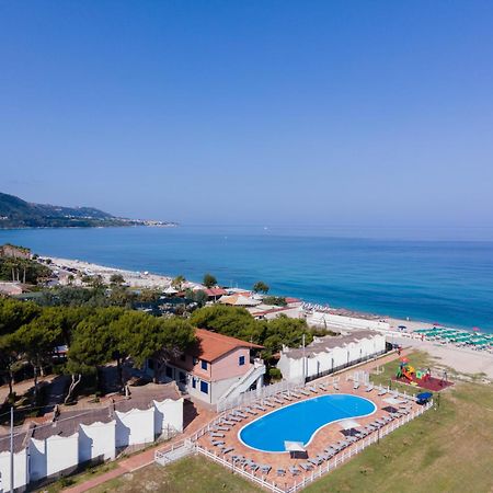 Villaggio Residence Emmesse Zambrone Εξωτερικό φωτογραφία