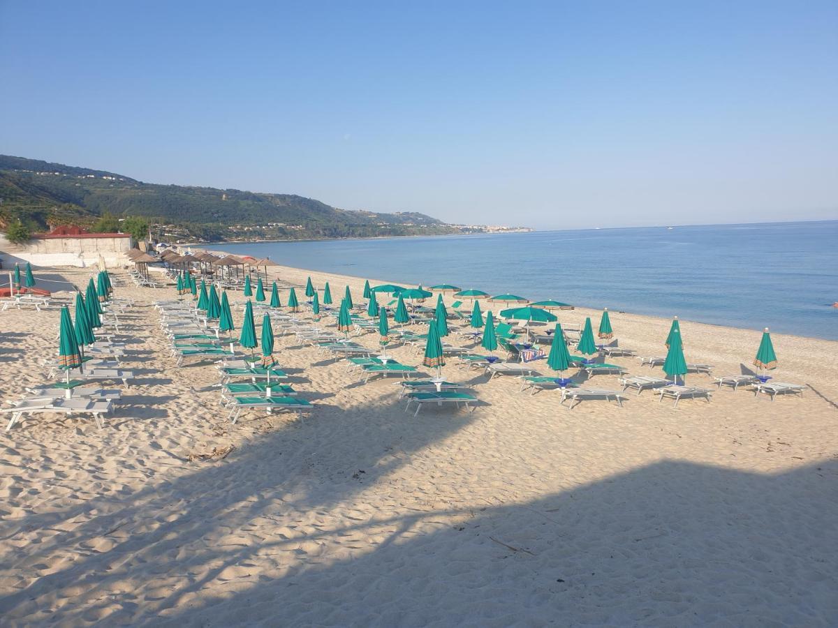 Villaggio Residence Emmesse Zambrone Εξωτερικό φωτογραφία