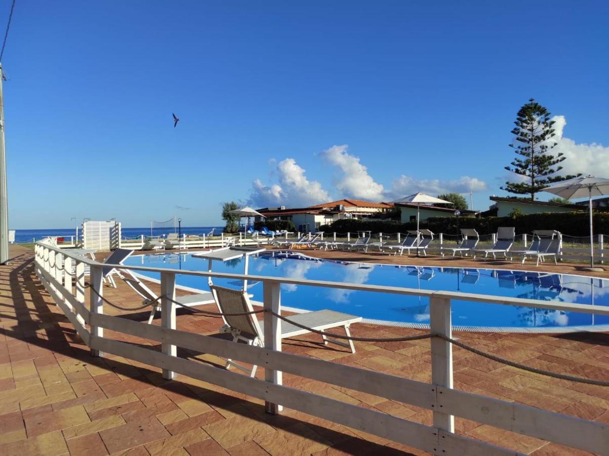 Villaggio Residence Emmesse Zambrone Εξωτερικό φωτογραφία