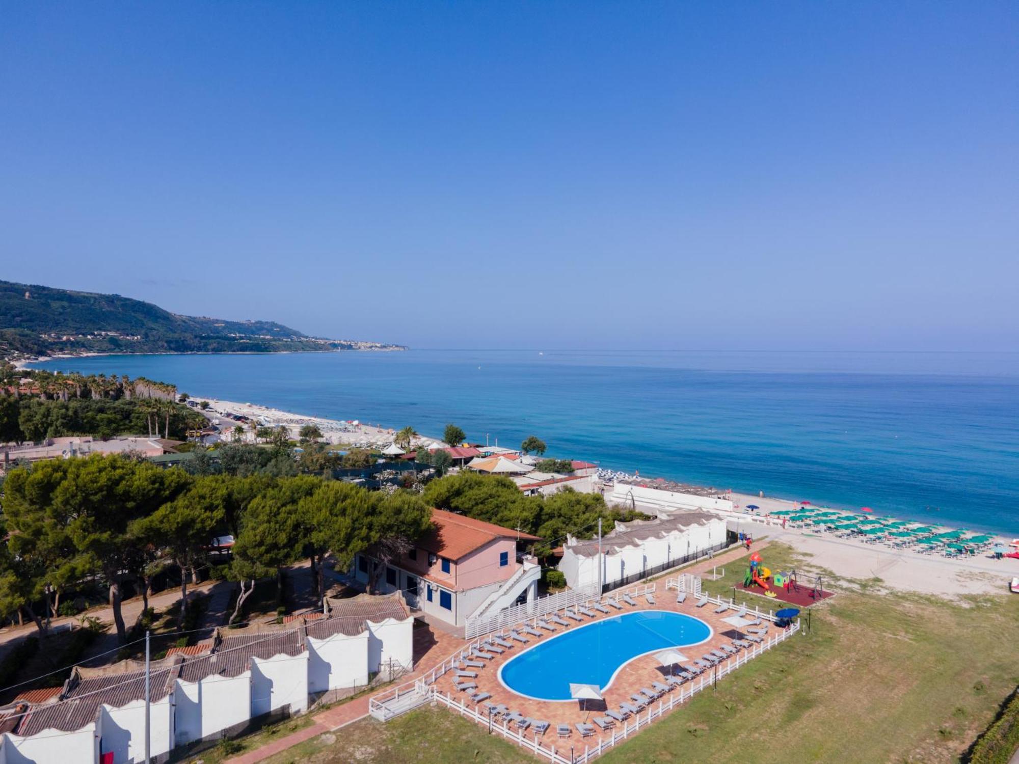 Villaggio Residence Emmesse Zambrone Εξωτερικό φωτογραφία